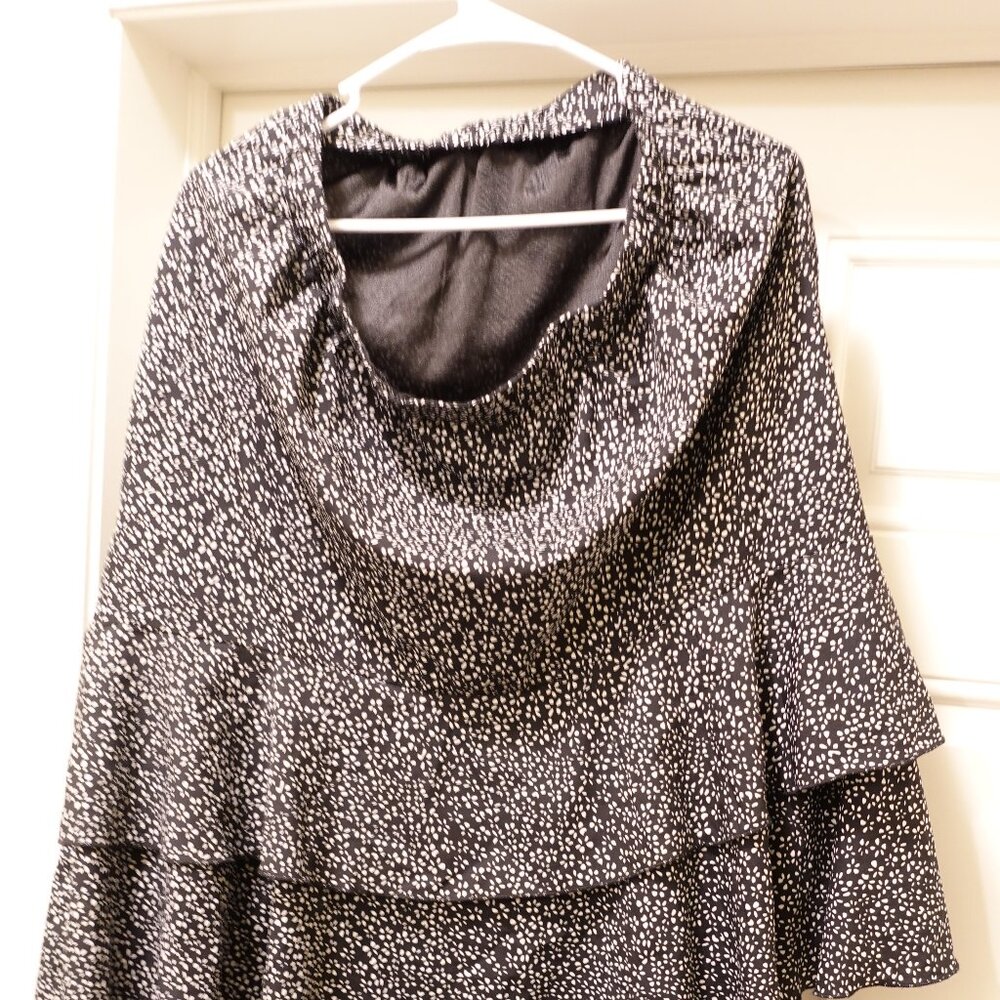 Very soft and flowy woman's skirt from Hibluco. size XL